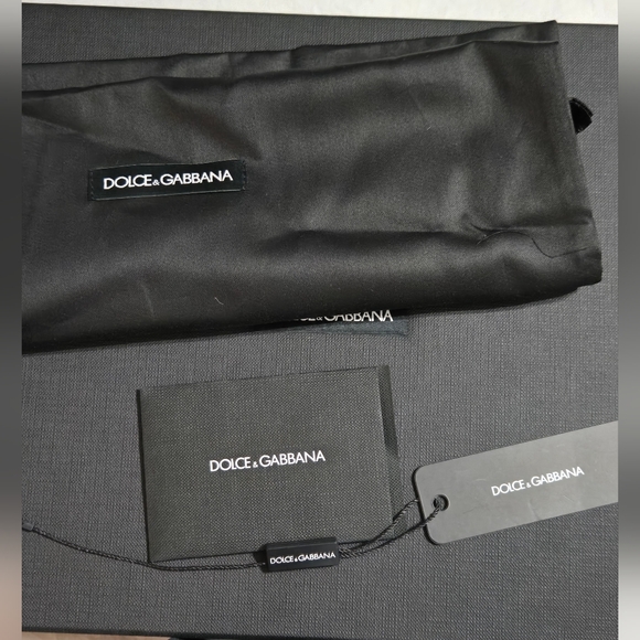 🔥🔥 Dolce & Gabbana Black DG patent leather pumps Size 36 BNWB 🔥🔥 - Picture 12 of 14